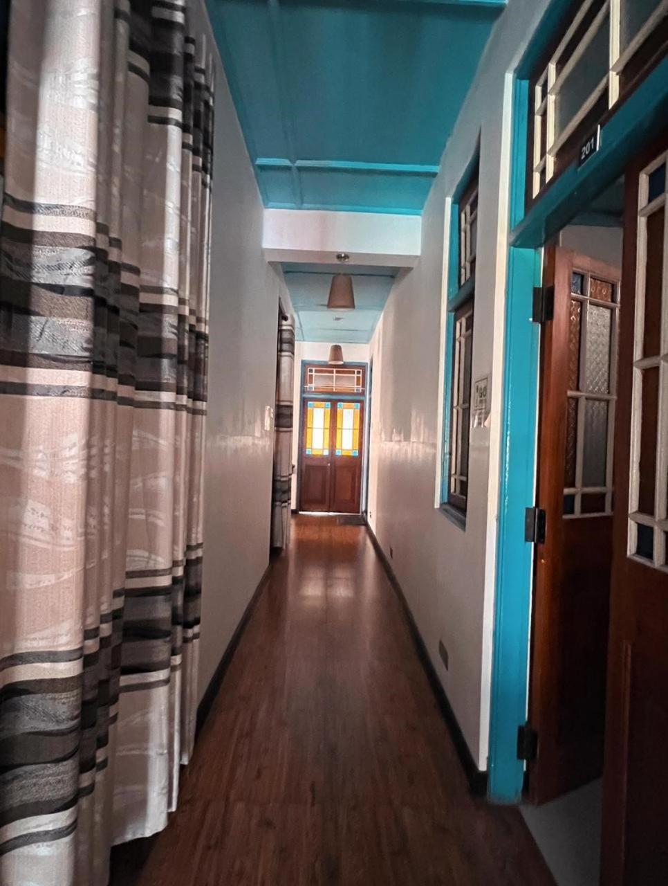 Villa 92 City Stay Канди Екстериор снимка