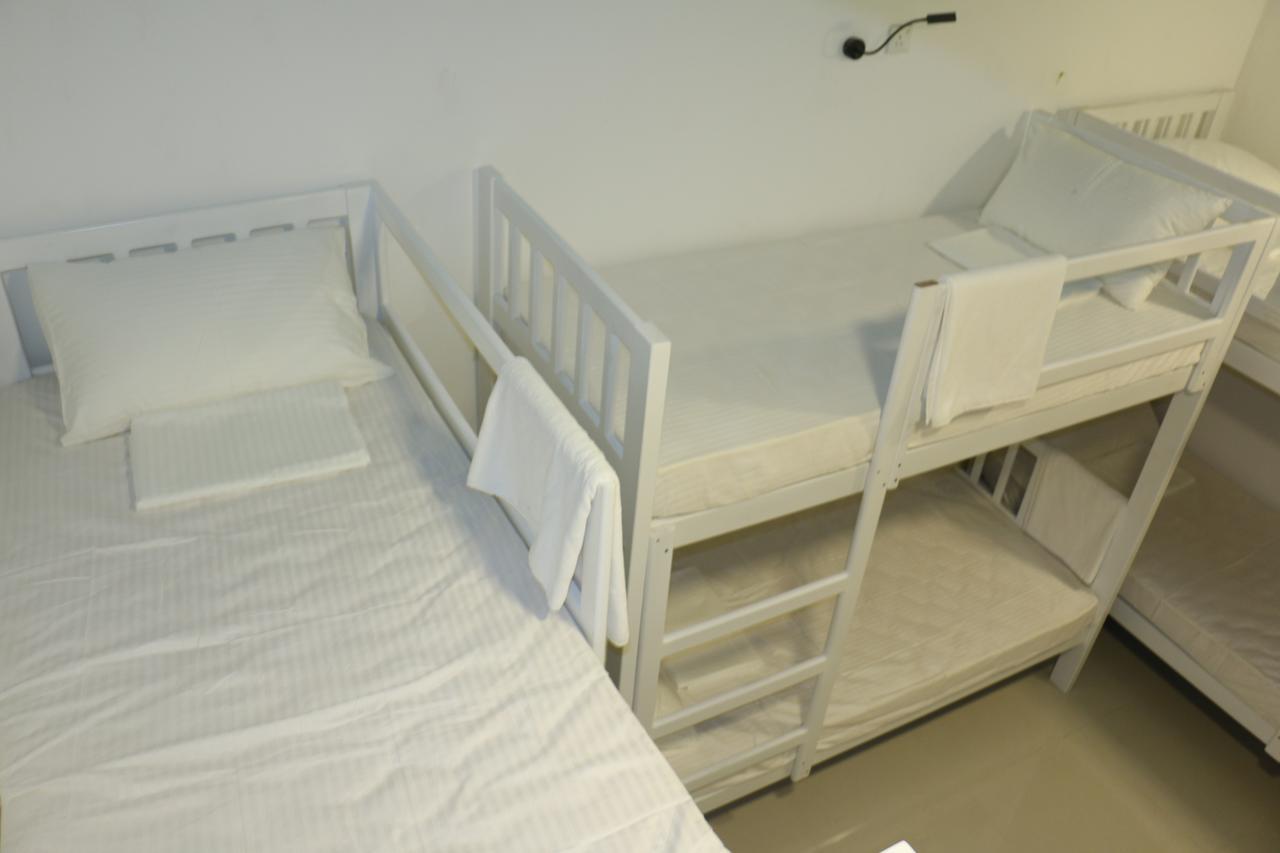 Villa 92 City Stay Канди Екстериор снимка