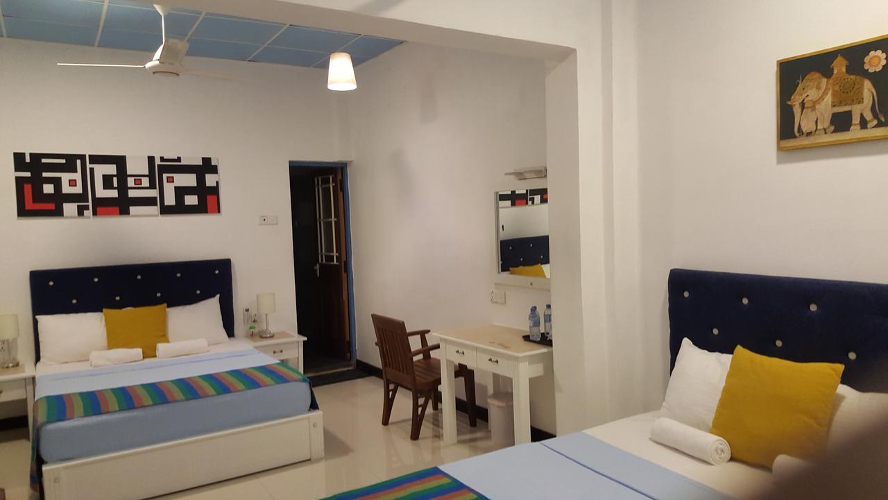 Villa 92 City Stay Канди Екстериор снимка