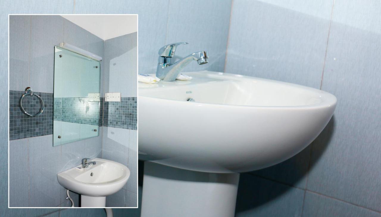 Villa 92 City Stay Канди Екстериор снимка