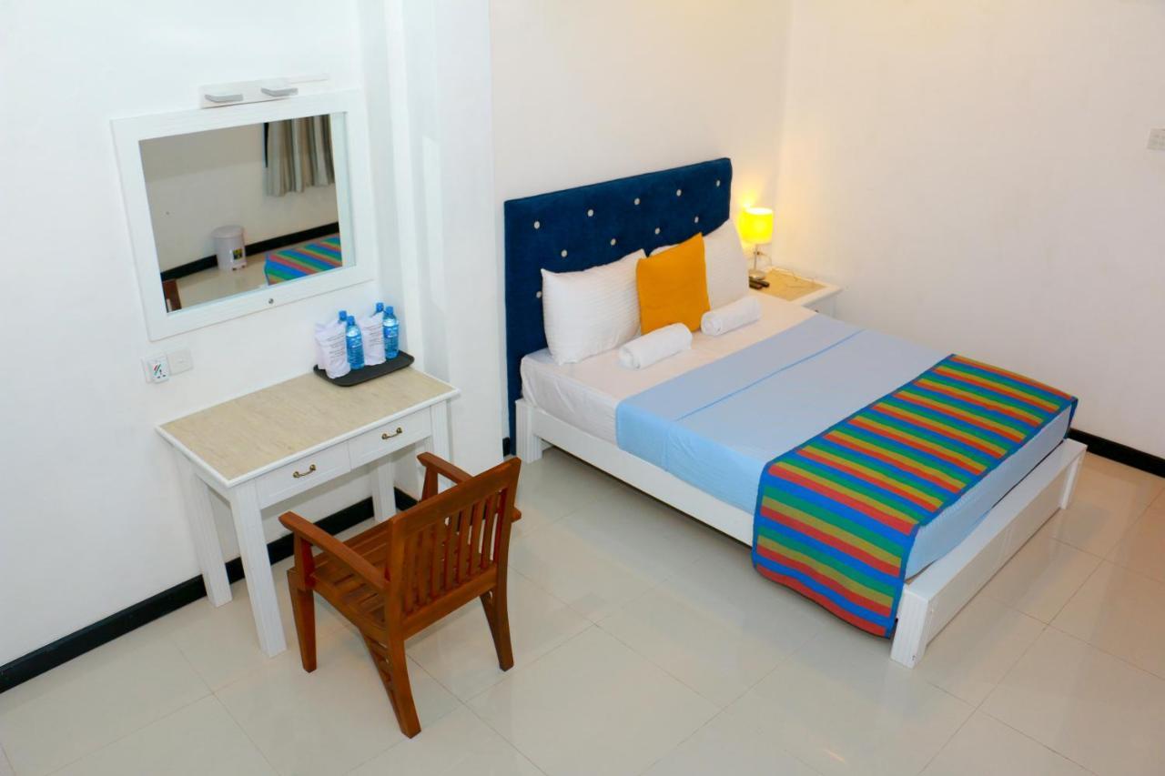 Villa 92 City Stay Канди Екстериор снимка